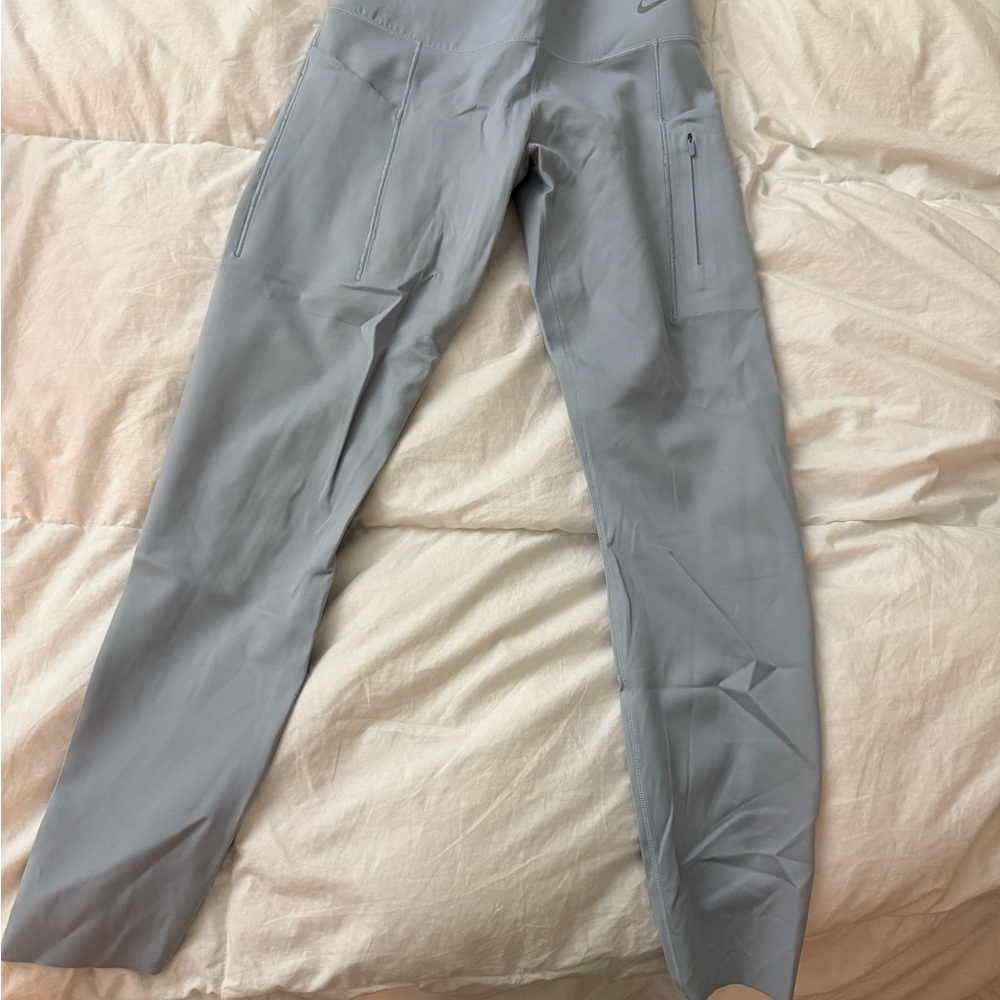 Nike Light Gray Leggings with Pockets